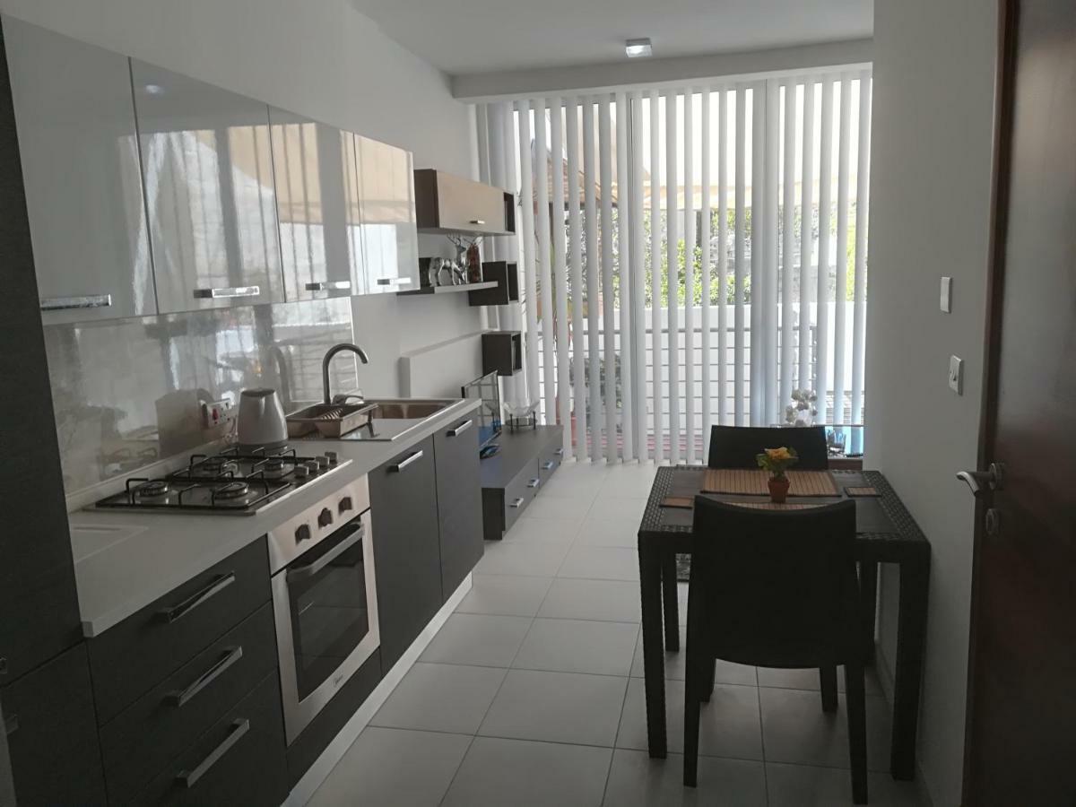 Luxury Apartment Close To Seafront สลีมา ภายนอก รูปภาพ